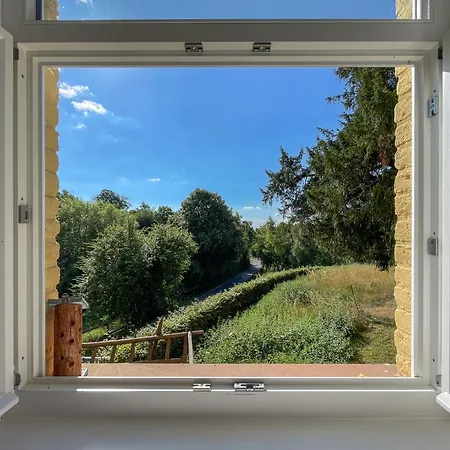 Penzion Hof Armada Wiesbaden