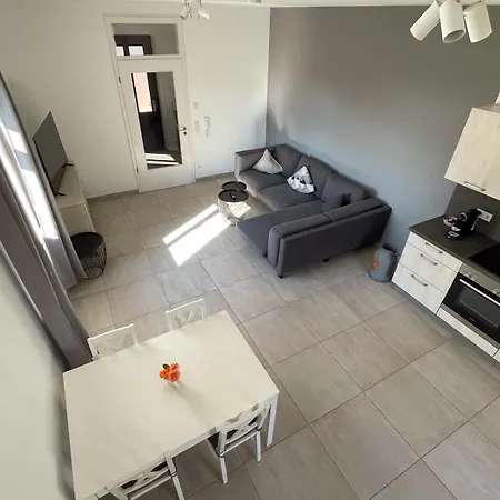 بيت ريفي Hof Armada فيسبادن