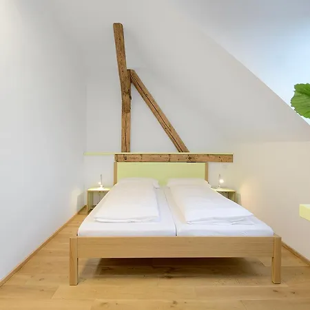 Hof Armada Wiesbaden